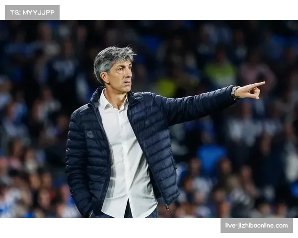 佛罗伦萨门将特拉恰诺因在低位防守中频繁出击，获评三月最佳扑救奖